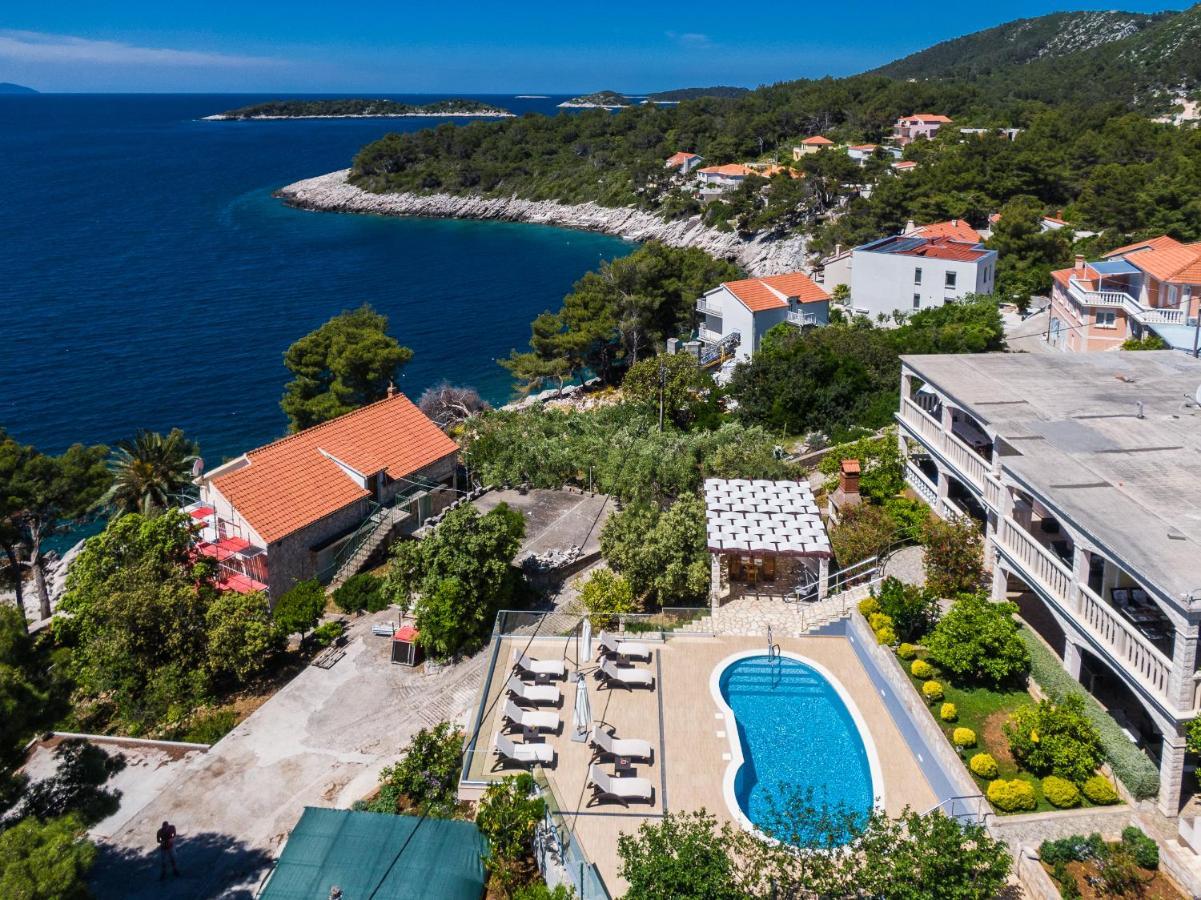 Apartments Separovic Prižba Kültér fotó