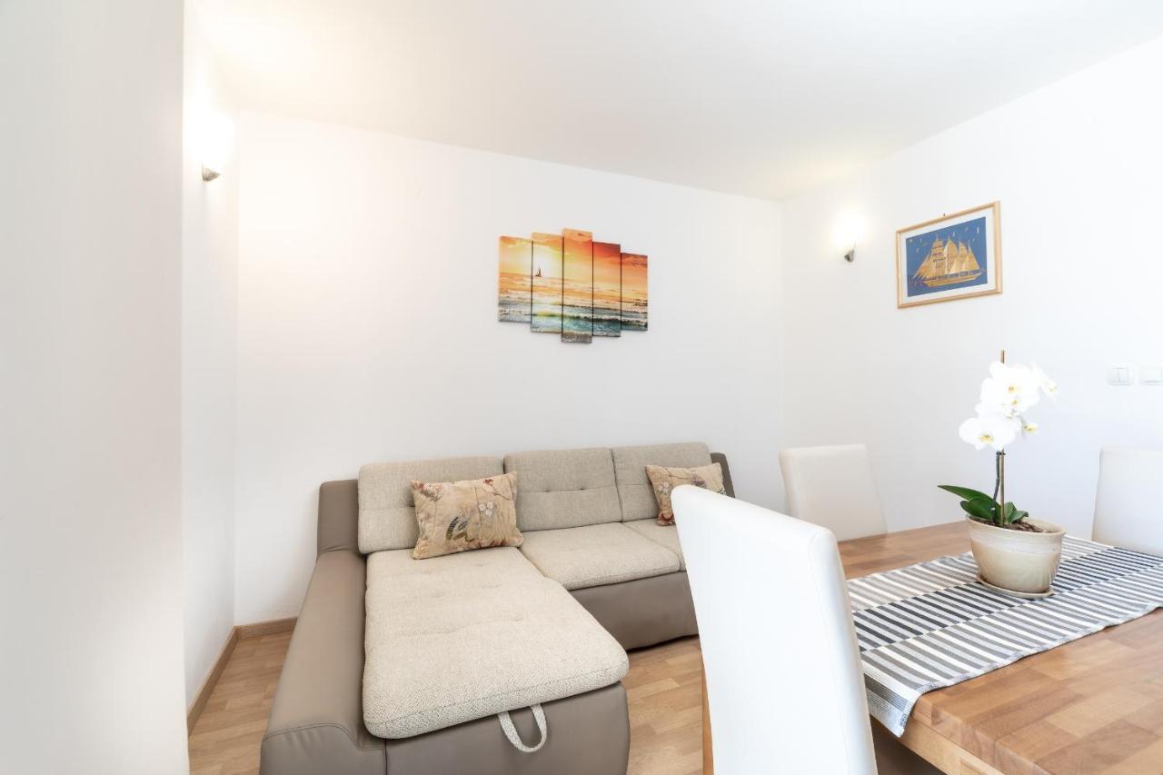 Apartments Separovic Prižba Kültér fotó