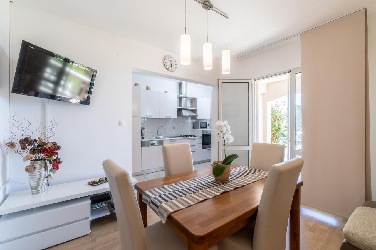 Apartments Separovic Prižba Kültér fotó