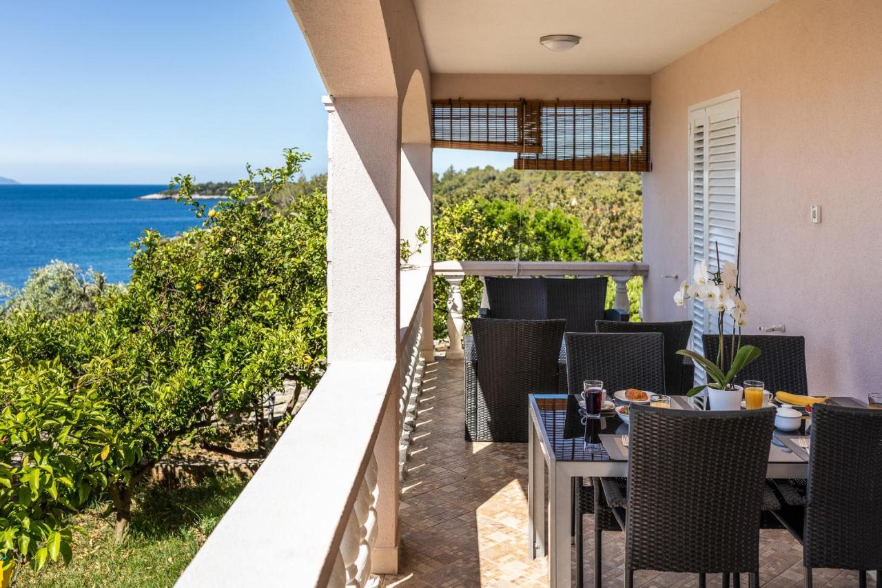 Apartments Separovic Prižba Kültér fotó