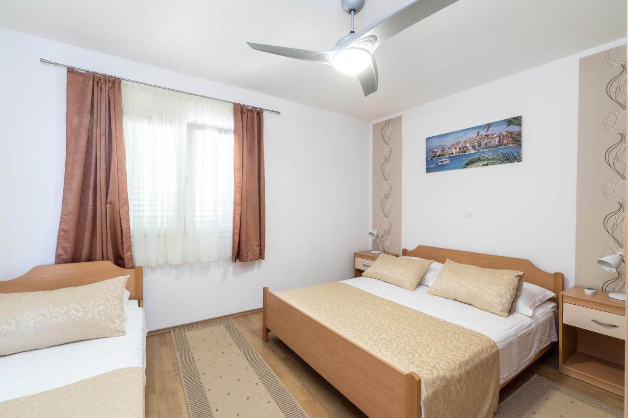 Apartments Separovic Prižba Kültér fotó