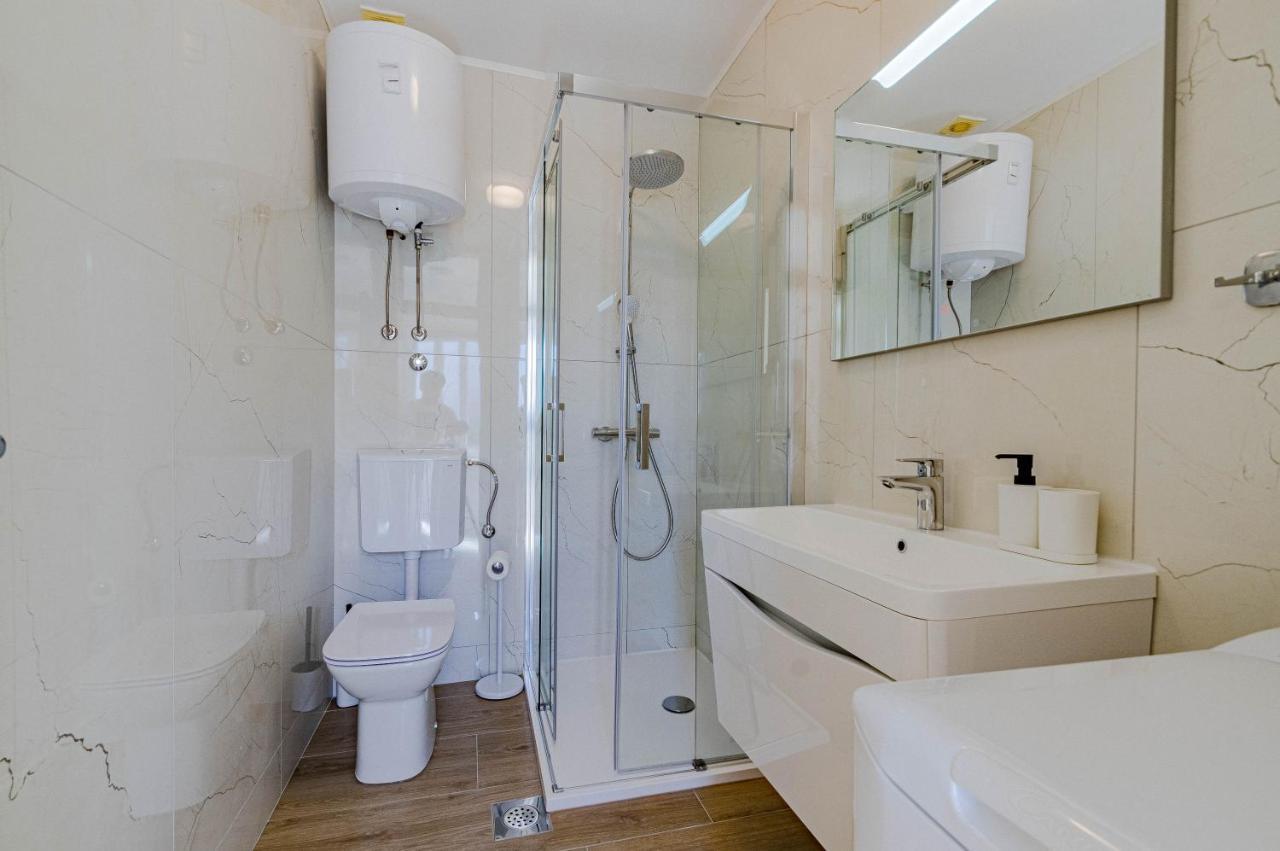 Apartments Separovic Prižba Kültér fotó