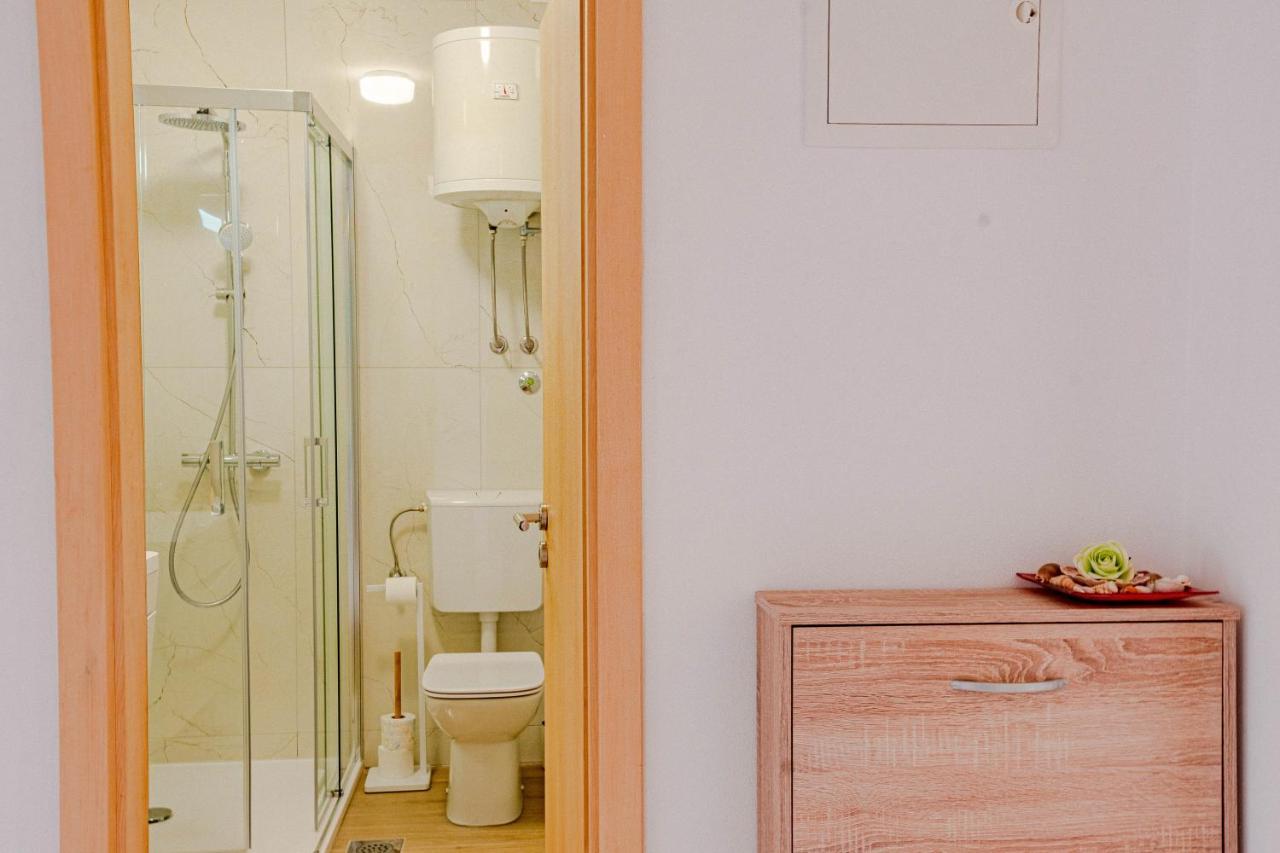 Apartments Separovic Prižba Kültér fotó