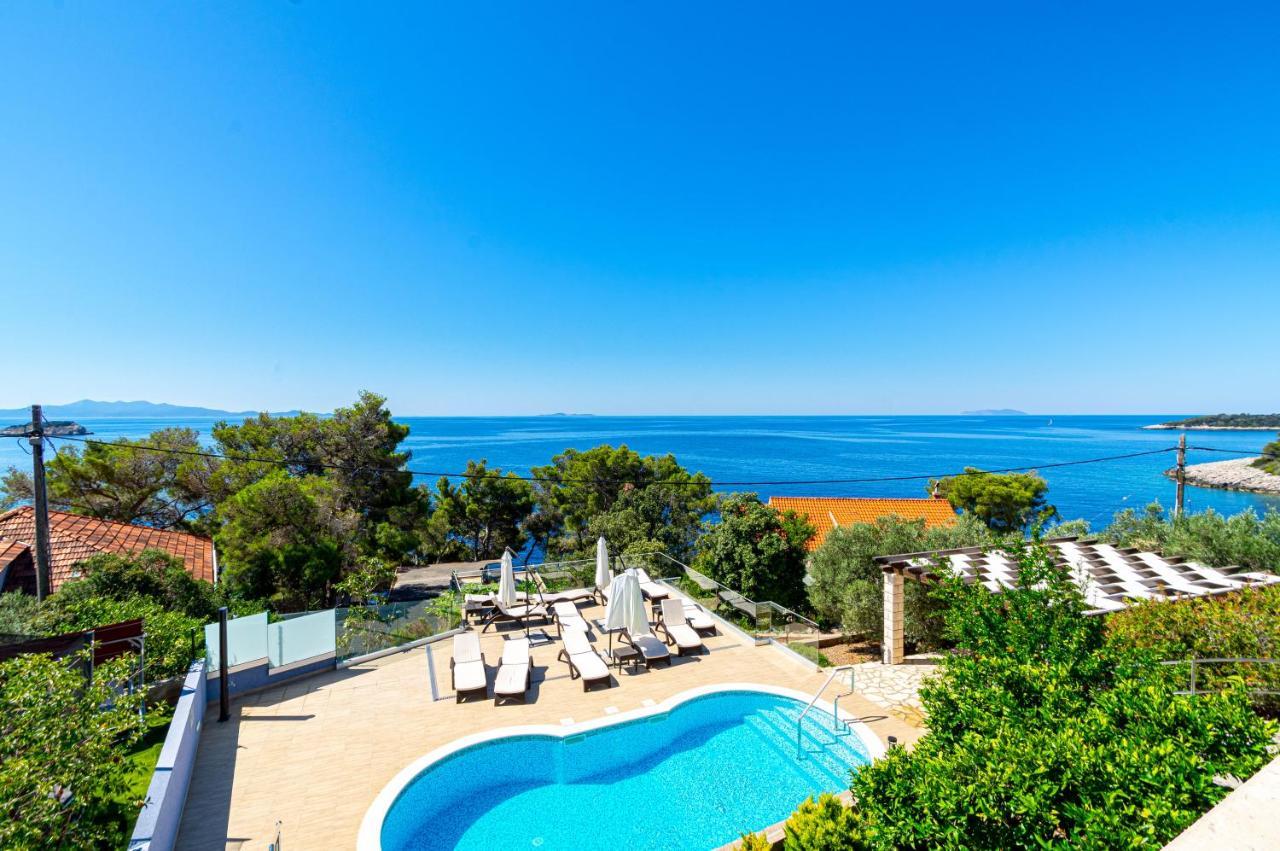 Apartments Separovic Prižba Kültér fotó