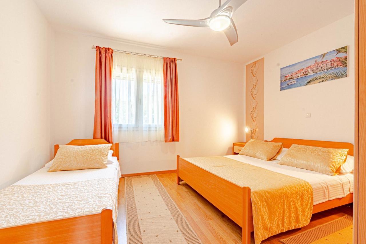 Apartments Separovic Prižba Kültér fotó